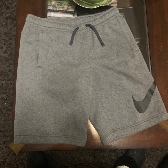 dark grey nike sweatshorts